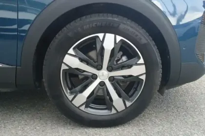 Photo 14 Peugeot 5008  PureTech 130ch S&S EAT8
