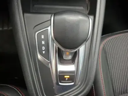 Photo 26 Renault Captur  mild hybrid 160 EDC