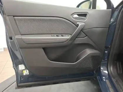Photo 12 Renault Captur  mild hybrid 160 EDC