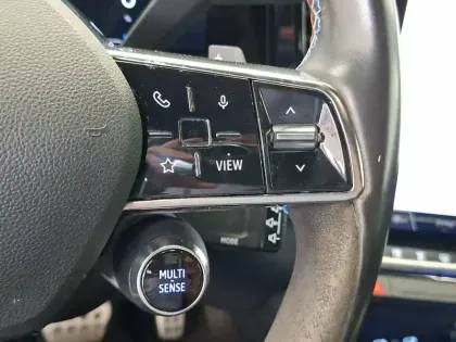 Photo 33 Renault Espace  E-Tech hybrid 200