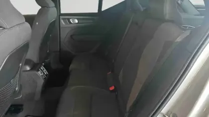 Photo 19 Volvo XC40  Recharge 231 ch 1EDT