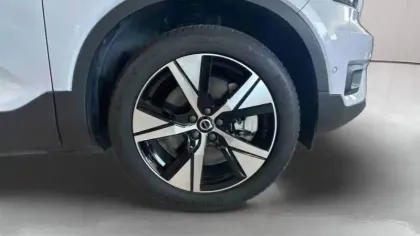 Photo 7 Volvo XC40  Recharge 231 ch 1EDT