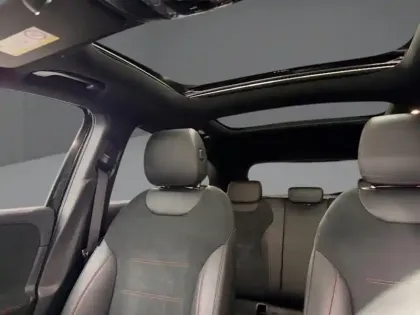 Photo 36 Mercedes GLA 250 e Hybrid EQ AMG Line