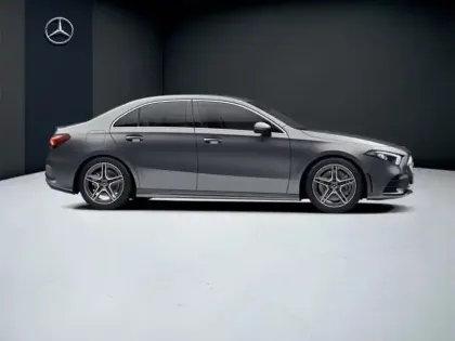 Photo 17 Mercedes Classe A 250 e Berline AMG Line