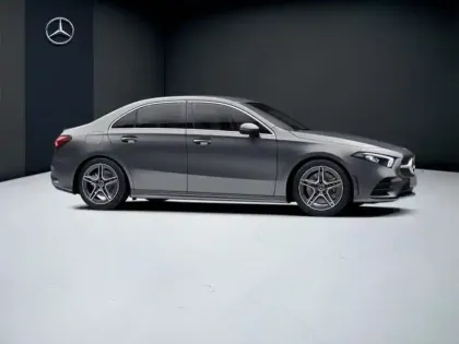 Photo 16 Mercedes Classe A 250 e Berline AMG Line