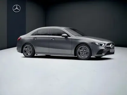 Photo 15 Mercedes Classe A 250 e Berline AMG Line