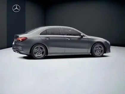 Photo 19 Mercedes Classe A 250 e Berline AMG Line