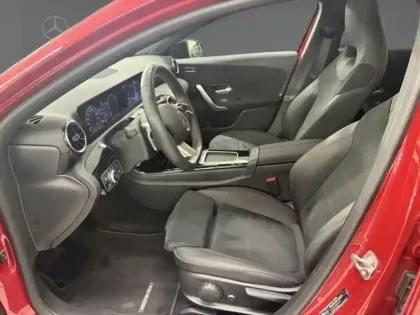 Photo 31 Mercedes Classe A 180 d AMG Line