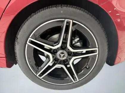 Photo 28 Mercedes Classe A 180 d AMG Line