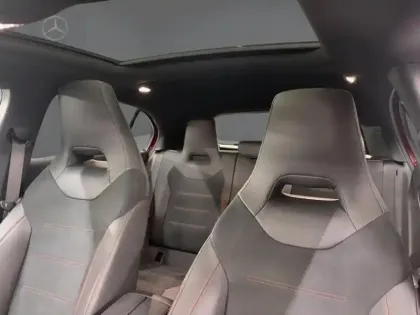 Photo 34 Mercedes Classe A 180 d AMG Line