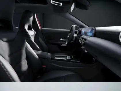 Photo 9 Mercedes Classe A 180 d AMG Line
