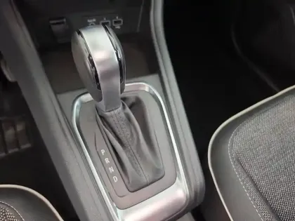 Photo 35 Renault Captur  TCe 130 EDC FAP