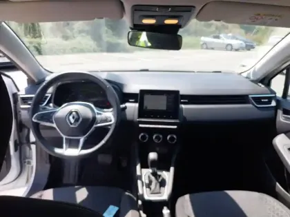 Photo 13 Renault Clio  SOCIETE E-TECH 140 - 21N
