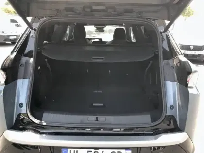 Photo 5 Peugeot 5008  Electrique 230 ch 97 kWh Grande autonomie