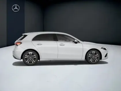 Photo 16 Mercedes Classe A 180 Progressive Line