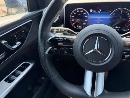 Photo 37 Mercedes GLC  400 e 4MATIC AMG Line