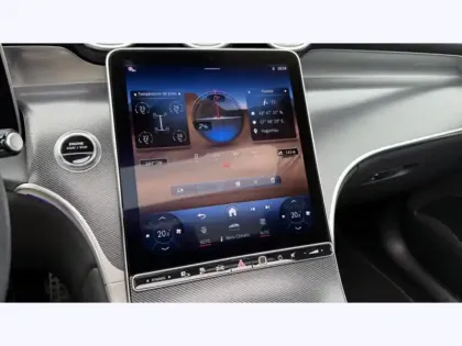 Photo 18 Mercedes GLC  300 e  Hybrid EQ 4MATIC AM