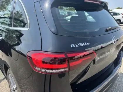 Photo 18 Mercedes Classe B 250 e AMG Line