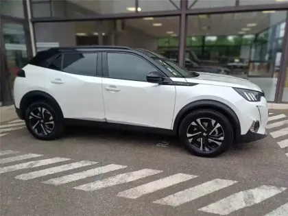 Photo 5 Peugeot 2008 BLUEHDI 130 S&S EAT8