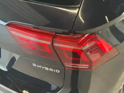 Photo 12 Volkswagen Tiguan  1.4 eHybrid 245ch Elegance DSG6