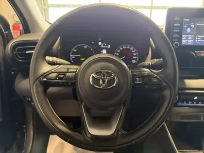 Photo 11 Toyota Yaris  116h Dynamic 5p MY22