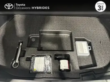 Photo 13 Toyota C-HR  1.8 Hybride 140ch Dynamic MY25
