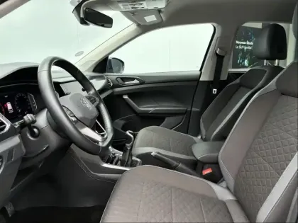 Photo 26 Volkswagen T-cross  1.0 TSI 110ch R-Line Tech