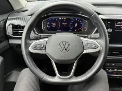 Photo 14 Volkswagen T-cross  1.0 TSI 110ch R-Line Tech