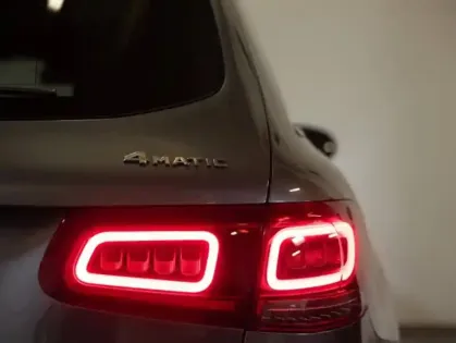 Photo 5 Mercedes GLC  300 de 194+122ch AMG Line 4Matic 9G-Tronic