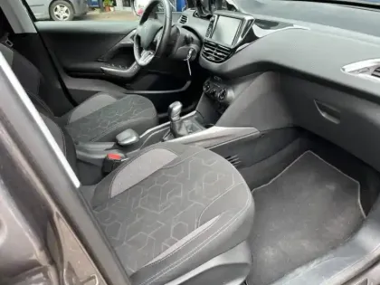 Photo 8 Peugeot 2008  1.2 PureTech 82ch Style