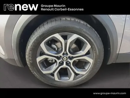 Photo 8 Renault Captur  1.6 E-Tech hybride 145ch Techno