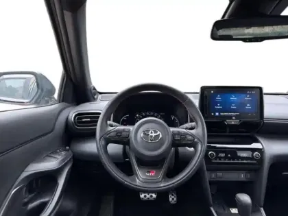 Photo 10 Toyota Yaris  Cross 116h GR Sport MY22