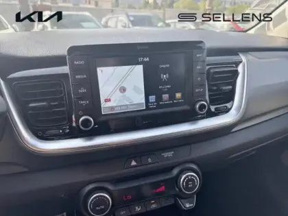 Photo 12 Kia Stonic  1.6 CRDi 110ch ISG Launch Edition