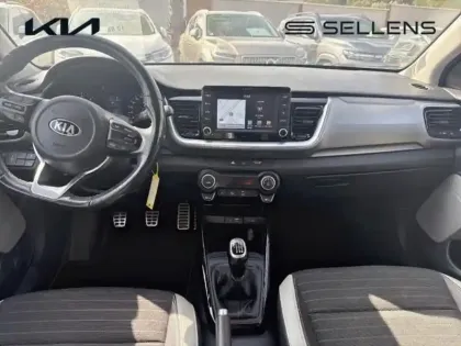 Photo 10 Kia Stonic  1.6 CRDi 110ch ISG Launch Edition