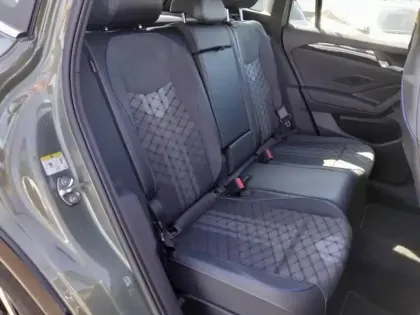 Photo 10 Volkswagen Tiguan  2.0 TDI 150ch R-Line DSG7