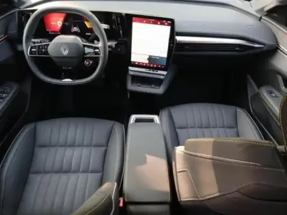 Photo 12 Renault Scenic  E-Tech Electric 220ch 87kWh Techno option Iconic grande autonomie -25