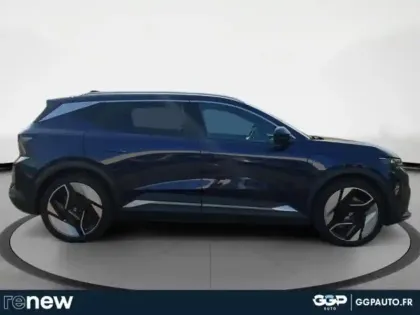 Photo 5 Renault Scenic  E-Tech Electric 220ch 87kWh Techno option Iconic grande autonomie -25