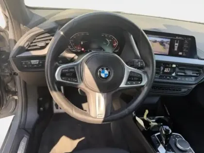Photo 14 BMW Serie 1 Série 1 118iA 136ch M Sport DKG7