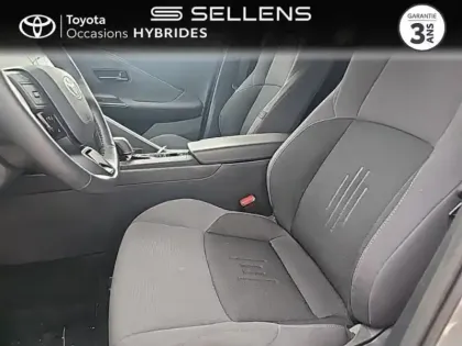Photo 10 Toyota C-HR  1.8 Hybride 140ch Design MY25