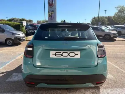 Photo 7 Fiat 600  e 156ch 54kWh Icône