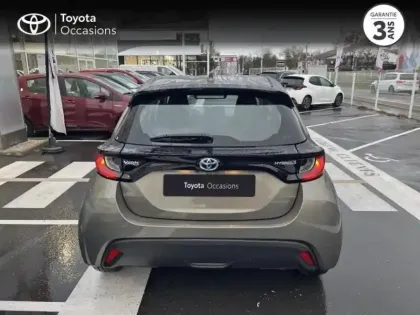 Photo 12 Toyota Yaris  116h Dynamic 5p