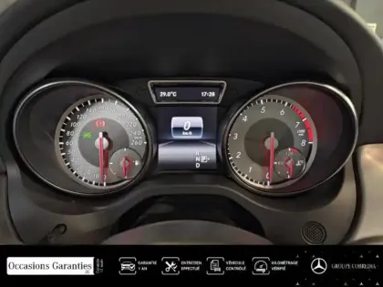 Photo 8 Mercedes GLA  180 Fascination 7G-DCT