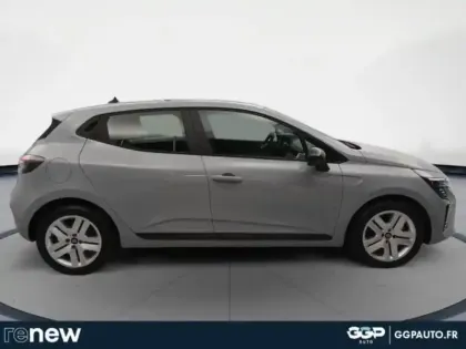 Photo 5 Renault Clio  1.5 dCi 100ch Evolution - 25