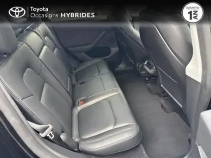 Photo 6 Tesla Model Y  Standard RWD