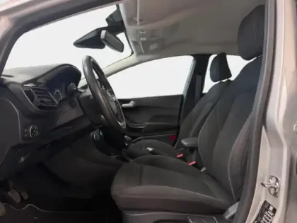 Photo 13 Ford Fiesta  1.0 EcoBoost 95ch Connect Business Nav 3p