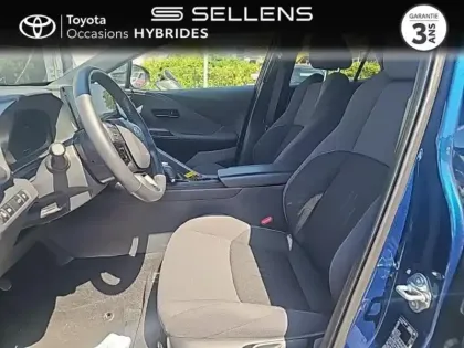 Photo 10 Toyota C-HR  2.0 Hybride 200ch Design MY25