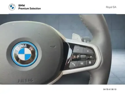 Photo 14 BMW Serie 3 Série 3 Touring 330eA xDrive 292ch M Sport