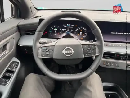 Photo 11 Nissan Leaf  Electrique 217ch 75kWh Evolve