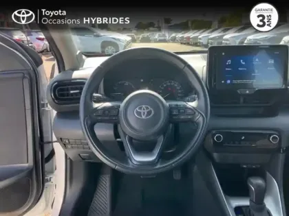 Photo 10 Toyota Yaris  116h Dynamic 5p MC24