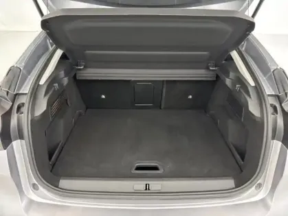 Photo 46 Citroën C4 BlueHDi 130ch Shine EAT8 + Pack Drive Assist + Attelage